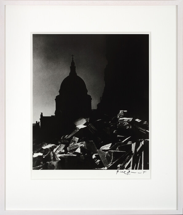 Bill Brandt, St. Paul's Cathedral in the Moonlight, 1939, gelatin silver print mounted on board, 50.8 x 40.6 cm, Bill Brandt © Bill Brandt Archive